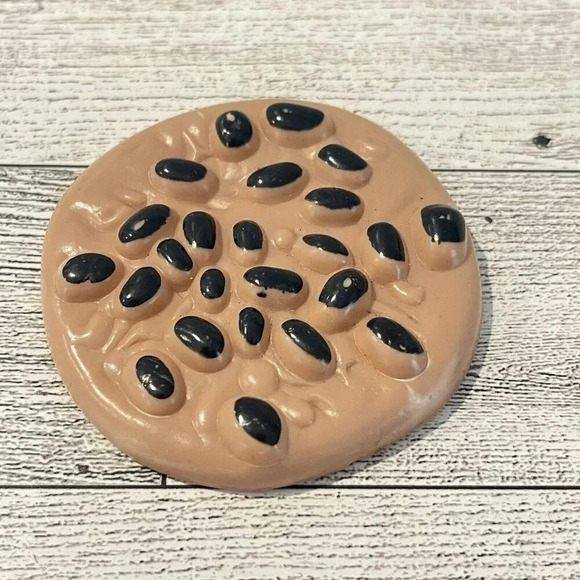 Vintage Play Food Pretend CHOCOLATE CHIP COOKIE SWEET BAKERY SNACK Kitchen Toy - Picture 1 of 3